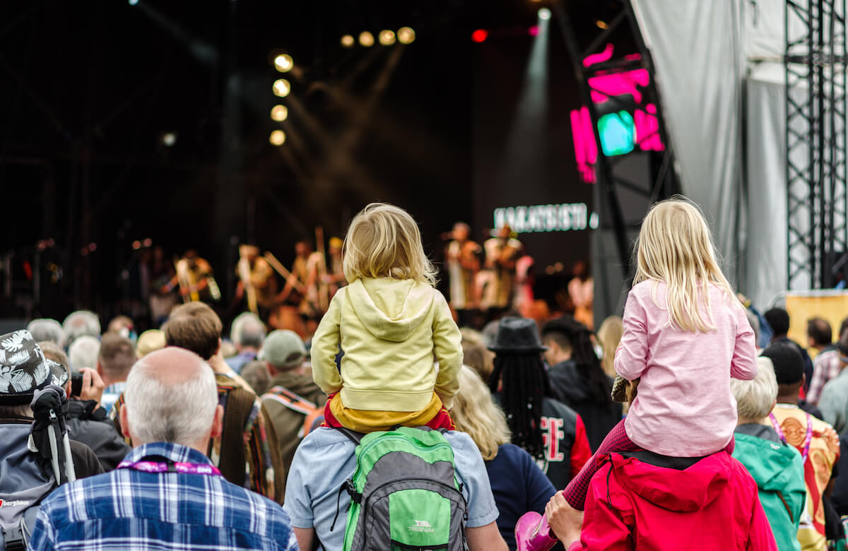 3 Surprising Benefits to Taking Your Kids to Live Performances